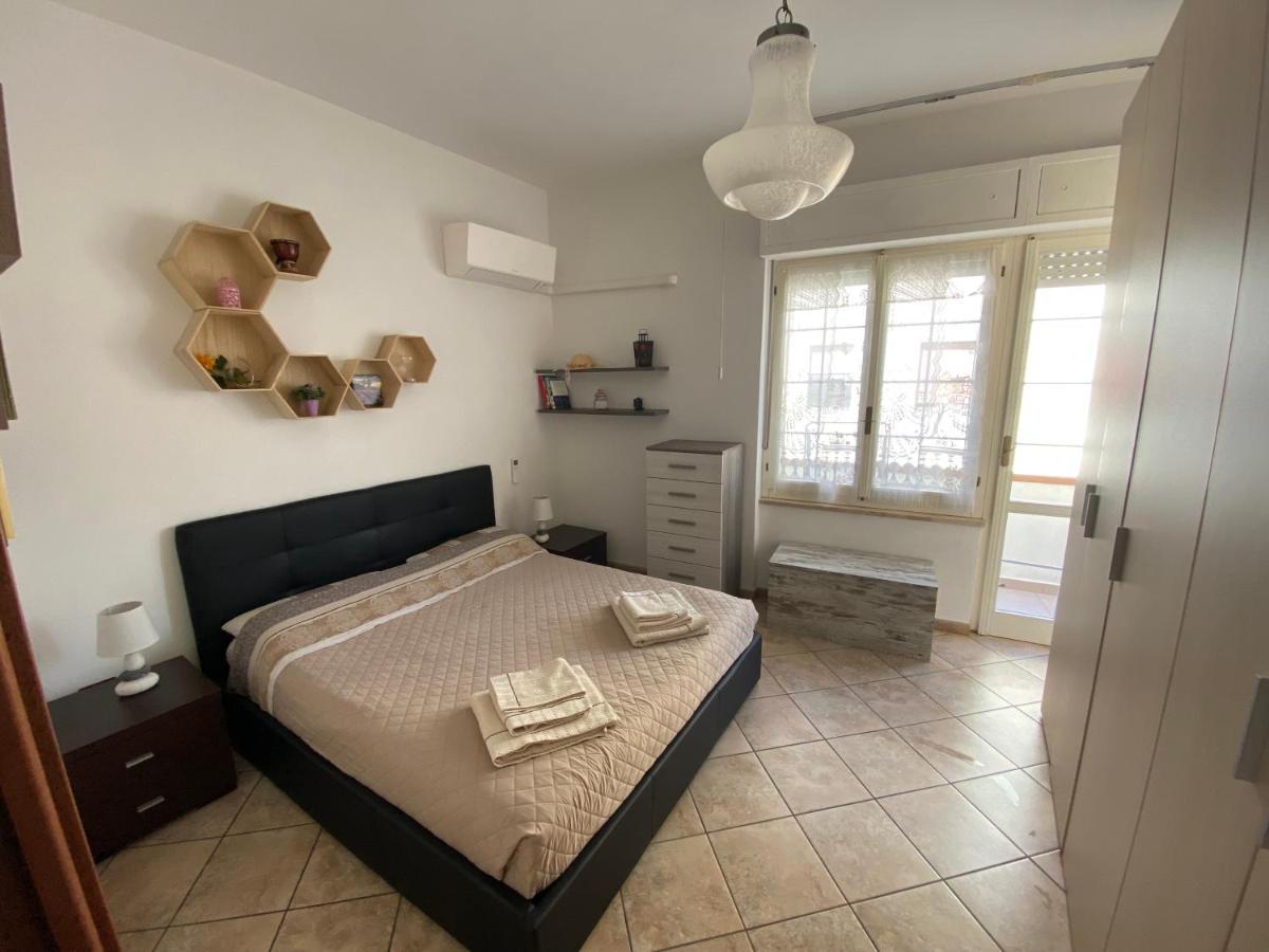 Lovely Sardinia Apartment Porto Torres Dış mekan fotoğraf